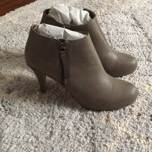 New madden girl booties with heel.